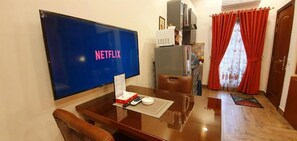 Dobbeltrom – deluxe | Eget kjøkken | Kjøleskap