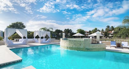 Luxury Villas - Mandatory All-Inclusive