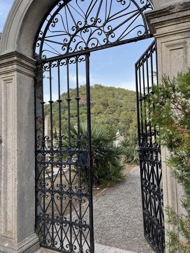 2bedroom apartment Living room, Terrace.