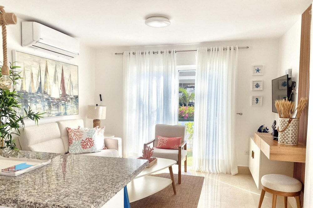 Green One V604 in Puerto Plata