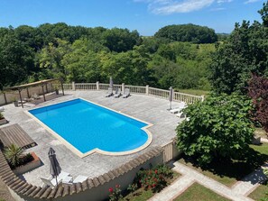Pool - Detached Stone Barn (Lacépède)