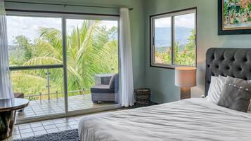 4 chambres, fer et planche Ă repasser, accĂšs Internet, draps fournis