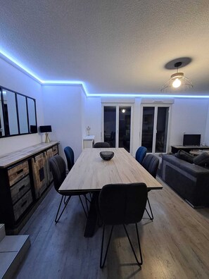 Dining - Super 3-bedroom T4 with large terrace (Brides-les-Bains)