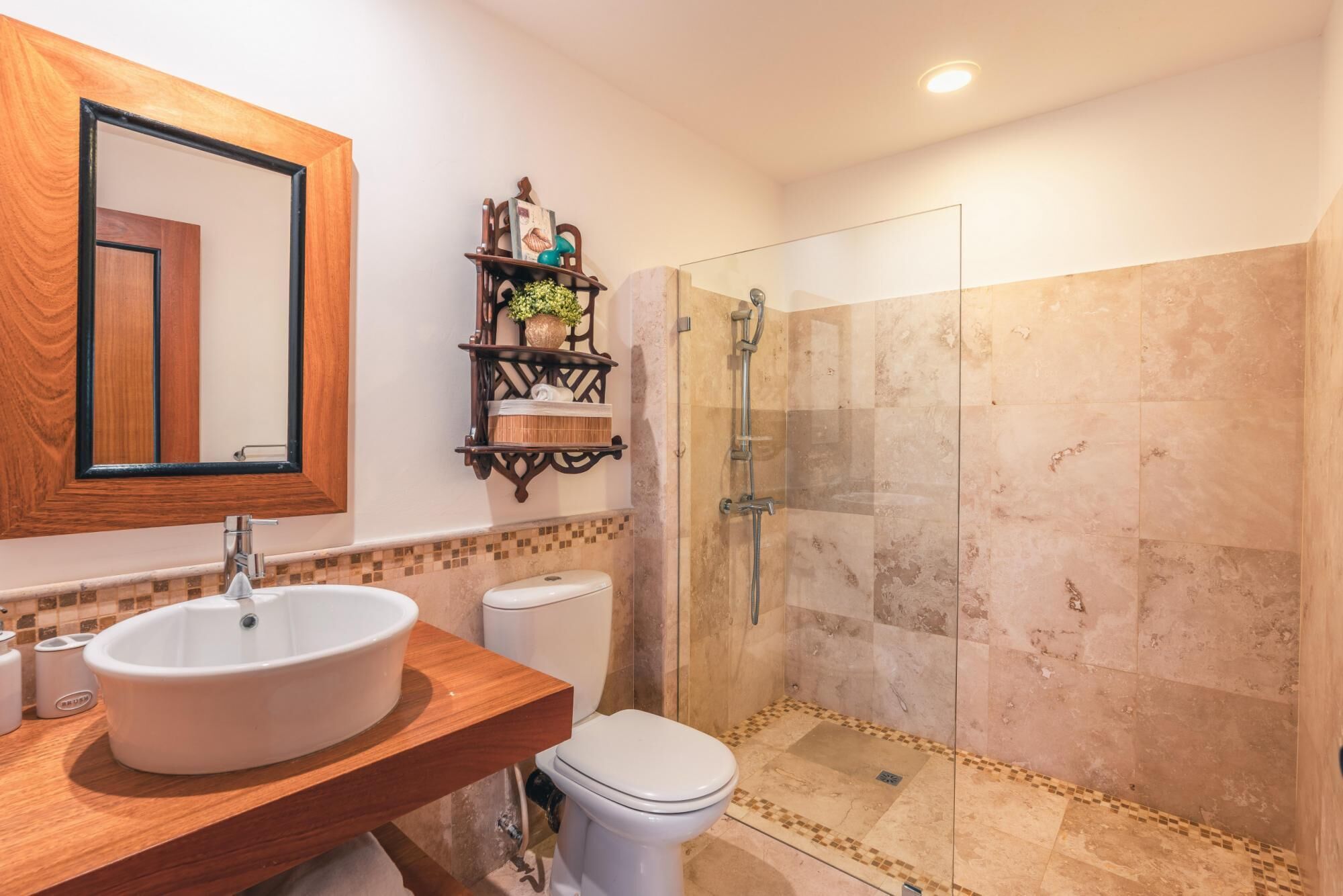 Photo - Charming villa with ocean view in Puerto Bahia