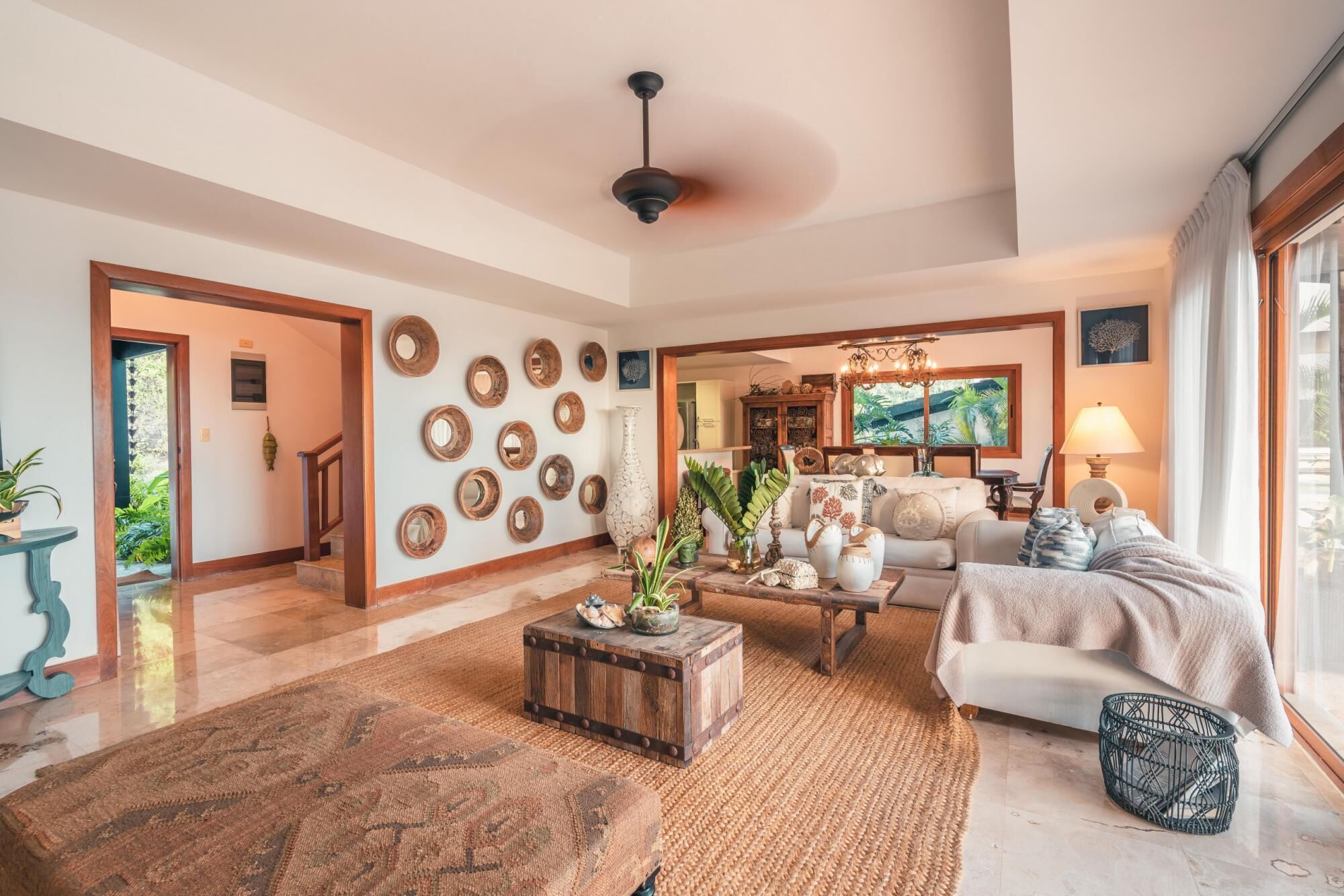 Photo - Charming villa with ocean view in Puerto Bahia