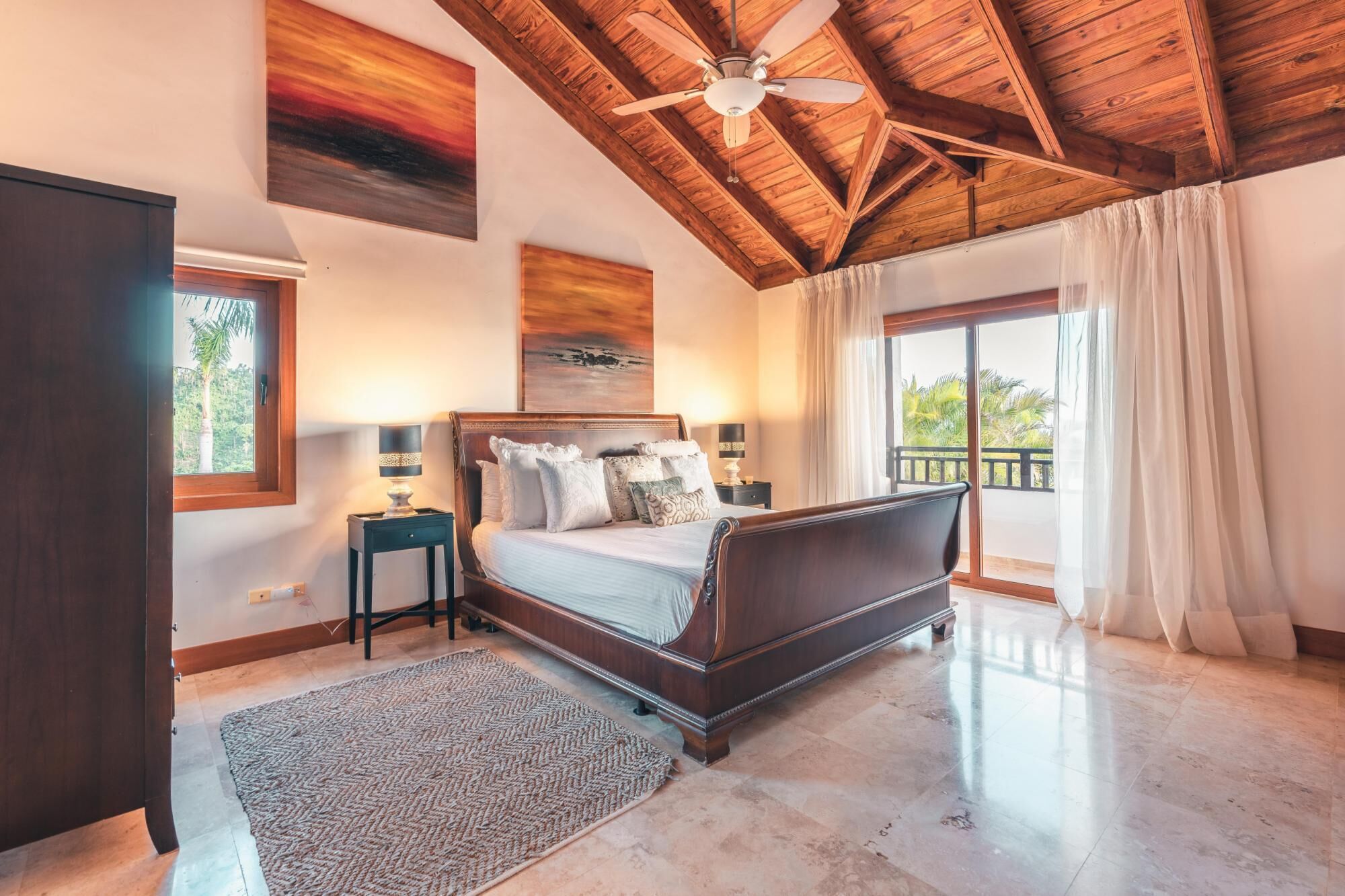 Photo - Charming villa with ocean view in Puerto Bahia