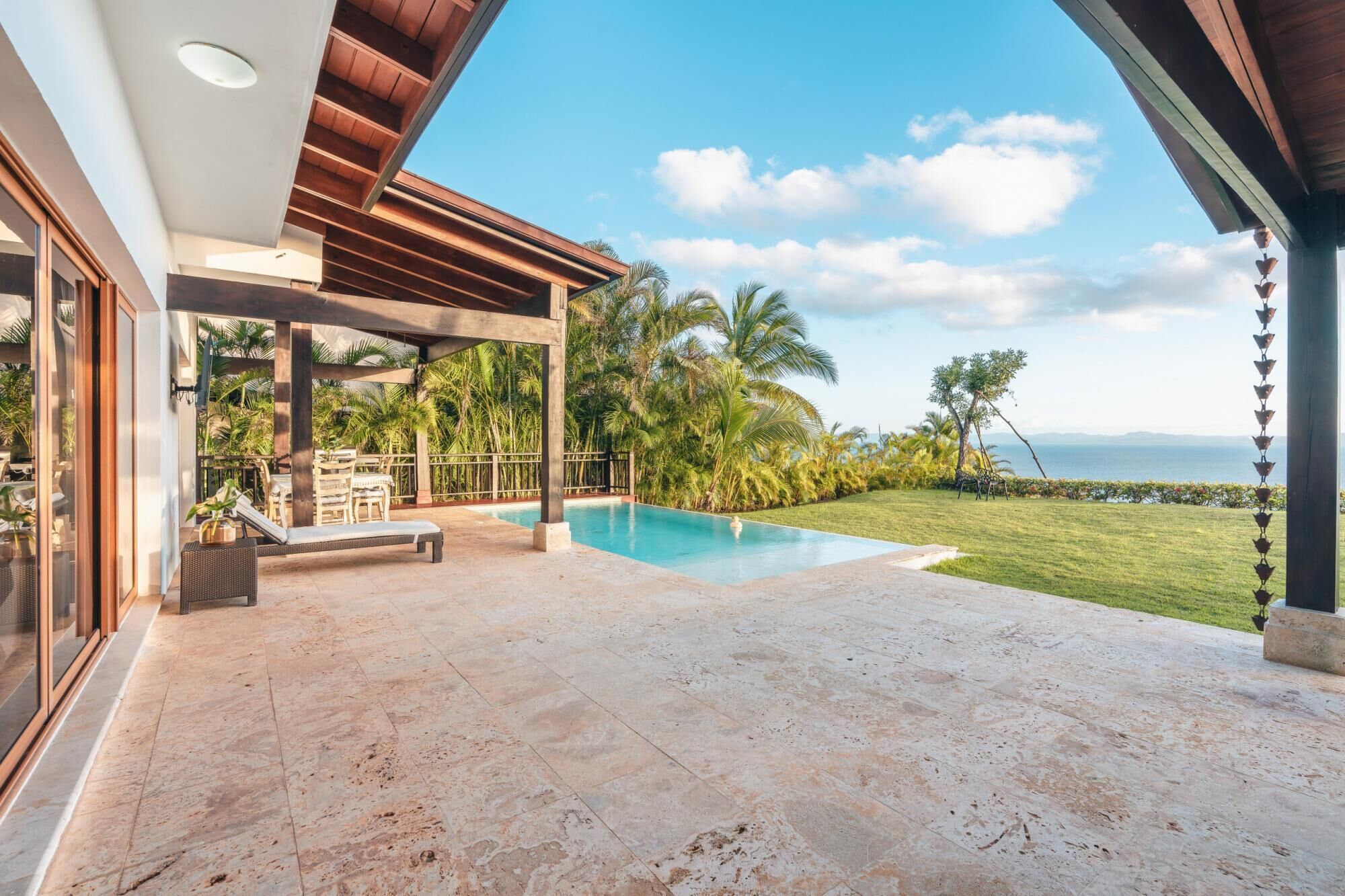 Photo - Charming villa with ocean view in Puerto Bahia