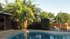 Piscine extérieure, piscine chauffée