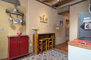 House (3 Bedrooms) | Property amenity - Turquoise Butterfly by Kokopelli Property Management (Santa Fe)
