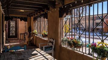 House (3 Bedrooms) | Property amenity