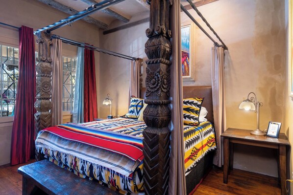 House (3 Bedrooms) | Property amenity - Turquoise Butterfly by Kokopelli Property Management (Santa Fe)