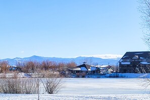 Exterior - Charming home with mountain view, fireplace, balcony, & washer/dryer (Belgrade)