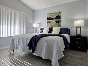 3 間睡房、書桌、熨斗/熨衫板、Wi-Fi