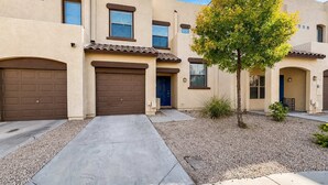 Exterior - Pet-Friendly 3BR | Community Pool | Near ASU (Tempe)