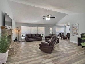 TV, fireplace, offices