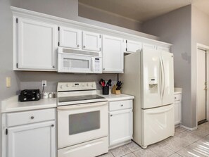Fridge, microwave, oven, stovetop - Desert Breeze 1 - Single-Story Home - Chandler (Chandler)