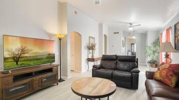 Televisión y oficina