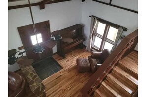 Interior - The Lodge at Raspberry Retreat (Mena)