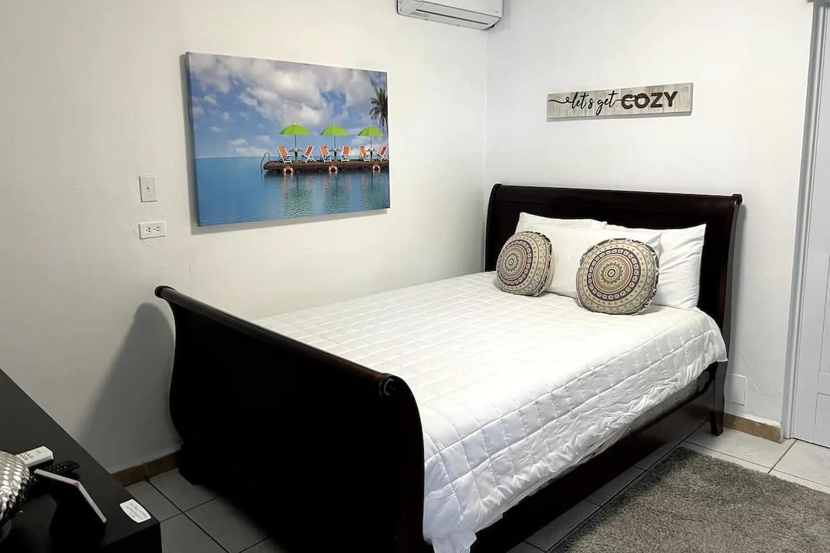 Eenvoudige eenpersoonskamer | 1 slaapkamer, gratis wifi, beddengoed