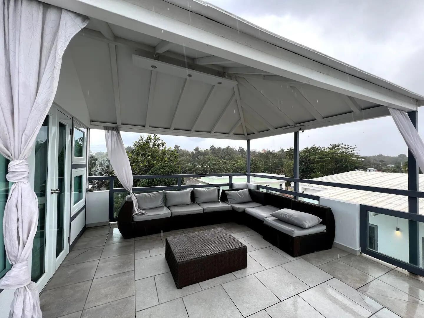 Premium-huoneisto | Terassi/patio