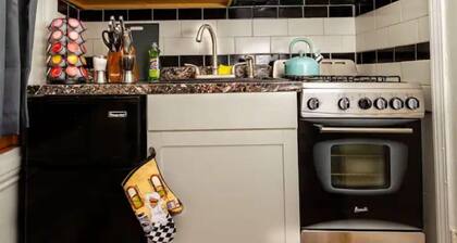 Heart of Albany - Skip from Work to Happy Hour