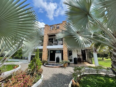 Charming country boutique hotel in the plains.