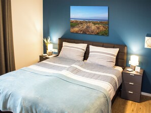 3 bedrooms, iron/ironing board, travel crib, free WiFi