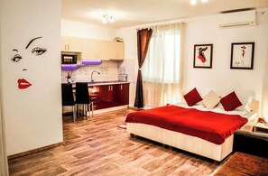 7 bedrooms, WiFi