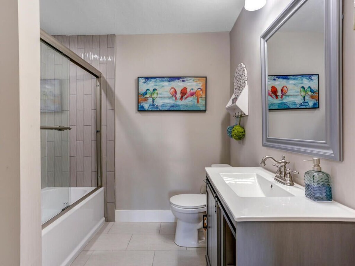 Photo 26 of Spacious 4 bed, 3 baths in highly desirable Lake Park.