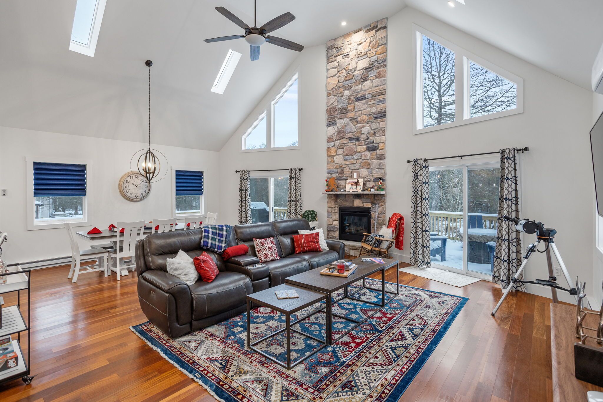 Pet Friendly New Construction Chalet with Space and Privacy for the whole Family