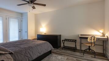 1 bedroom, free WiFi, bed sheets