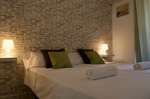 3 bedrooms, WiFi, bed sheets