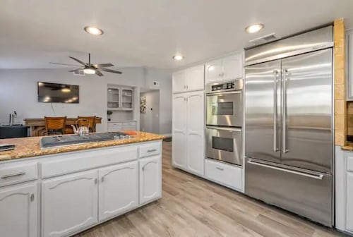 Spacious 4BR RanchHome w/2FirePits