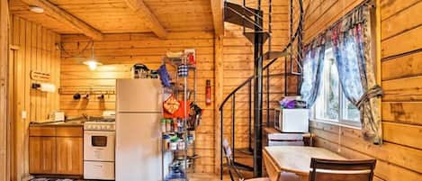 Comfortable Cabin #3 on the Kenai River