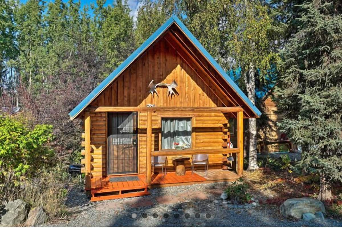 Enchanting Cabin #5 on Kenai River | 3 dormitorios, edredones de plumas, colchones Tempur-Pedic y wifi gratis