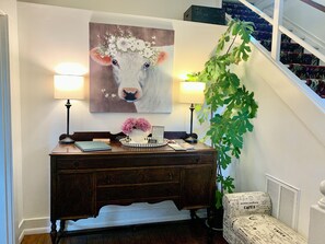 Interior - Main Street Farmhouse! (Napa)