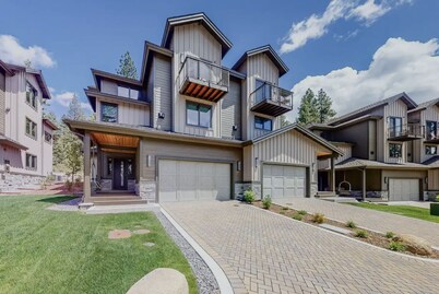 Gondola Vista 5 Bedroom Villa