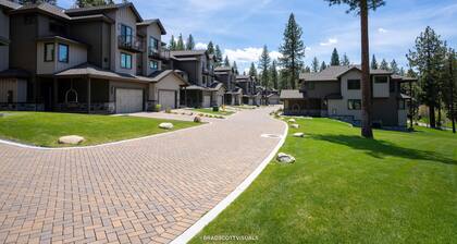 Gondola Vista 5 Bedroom Villa