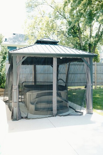 "That Cute BNB" 2-Bedroom home in prime location!