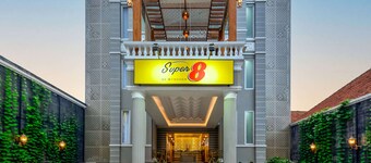 Super 8 By Wyndham Solo Indonesia