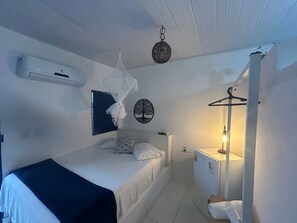 Basic-Zimmer | Bügeleisen/Bügelbrett