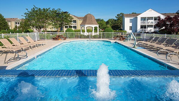 Indoor pool, outdoor pool