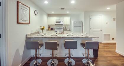 LaBelle Apartment, Close to Parks!