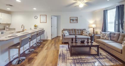 Pet-Friendly LaBelle Apt, Close to River!