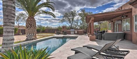 حمّام سباحة مُدفَّأ