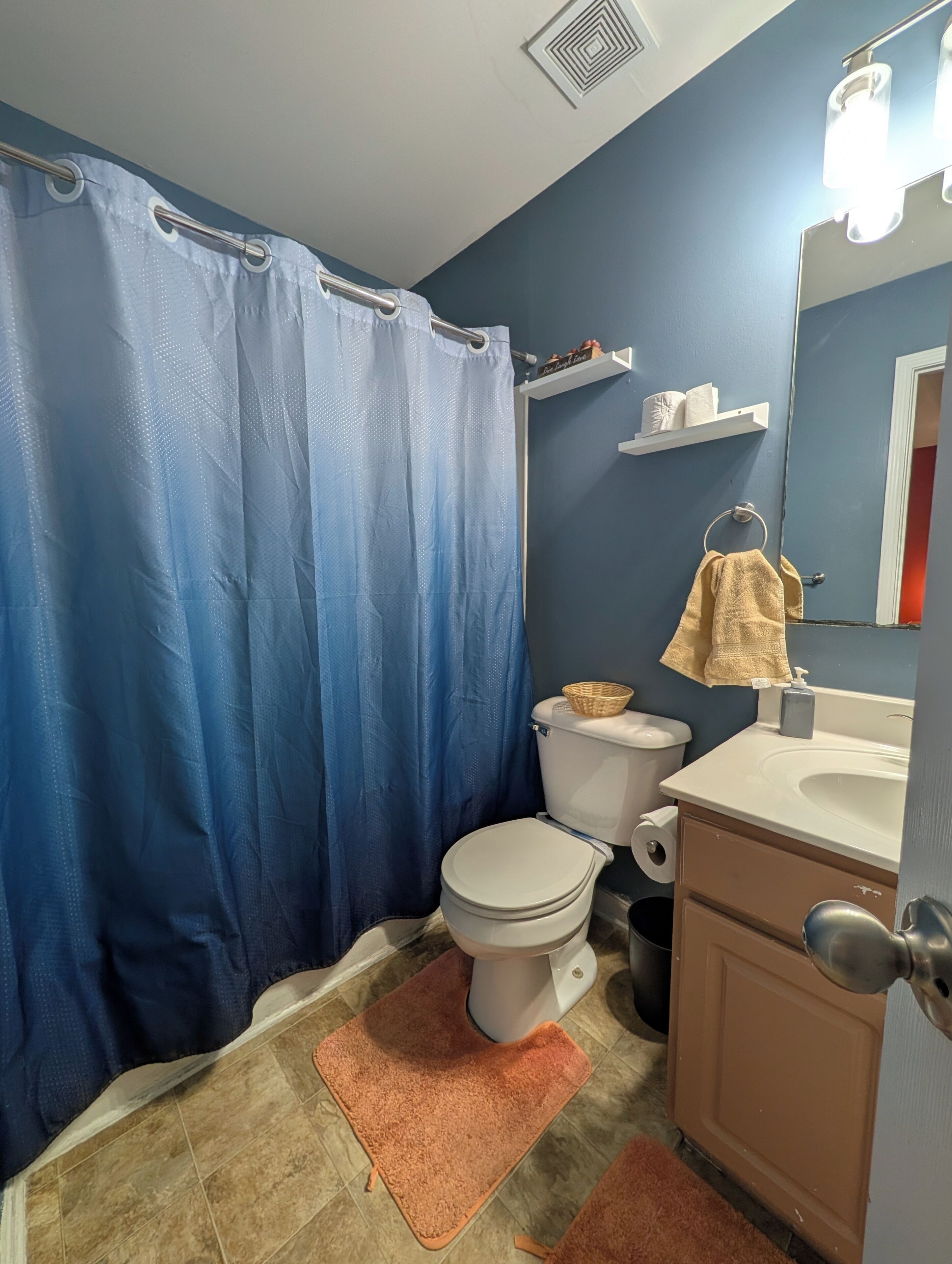 Hair dryer, towels