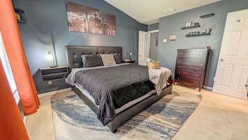 3 bedrooms, desk, free WiFi, bed sheets