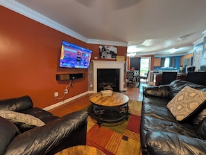 50-inch Smart TV with digital channels, TV - Amazin Lrg 3 Bed house w/ King bed (Atlanta)