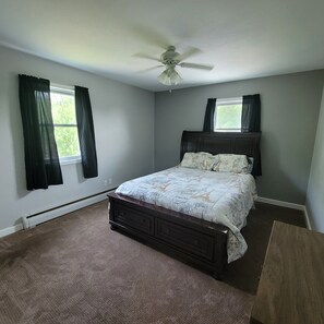 4 bedrooms, travel cot, free WiFi, bed sheets