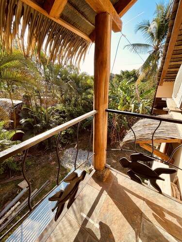 Urbano's Pacific Jungle Hostel